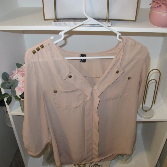 Windsor Women's career office Shirt top Size Medium Cream/tan GUC - Picture 4 of 6